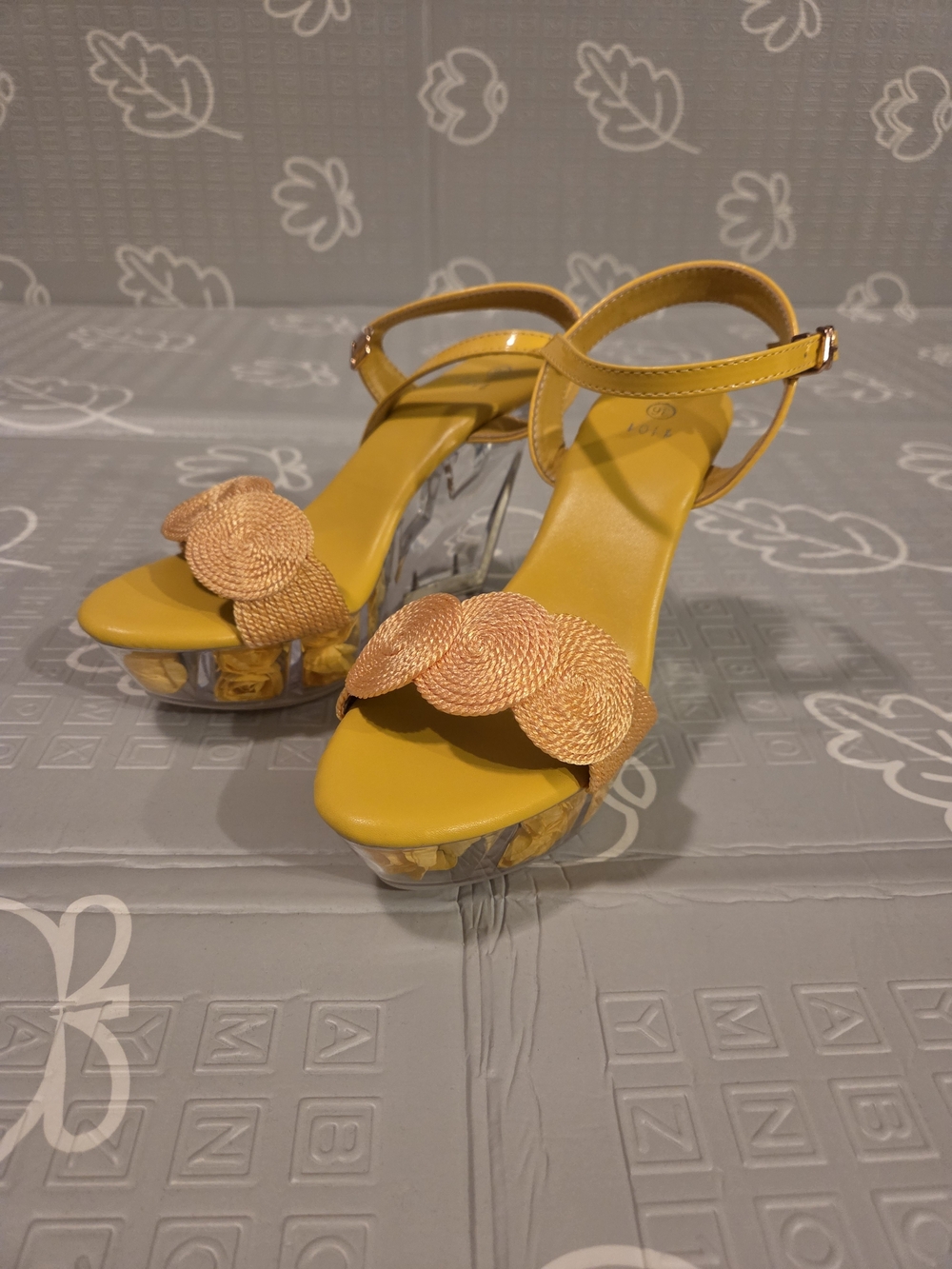 Yellow Ankle-Strap Platform Sandals with Braided Flower Accent US 6 EU 36